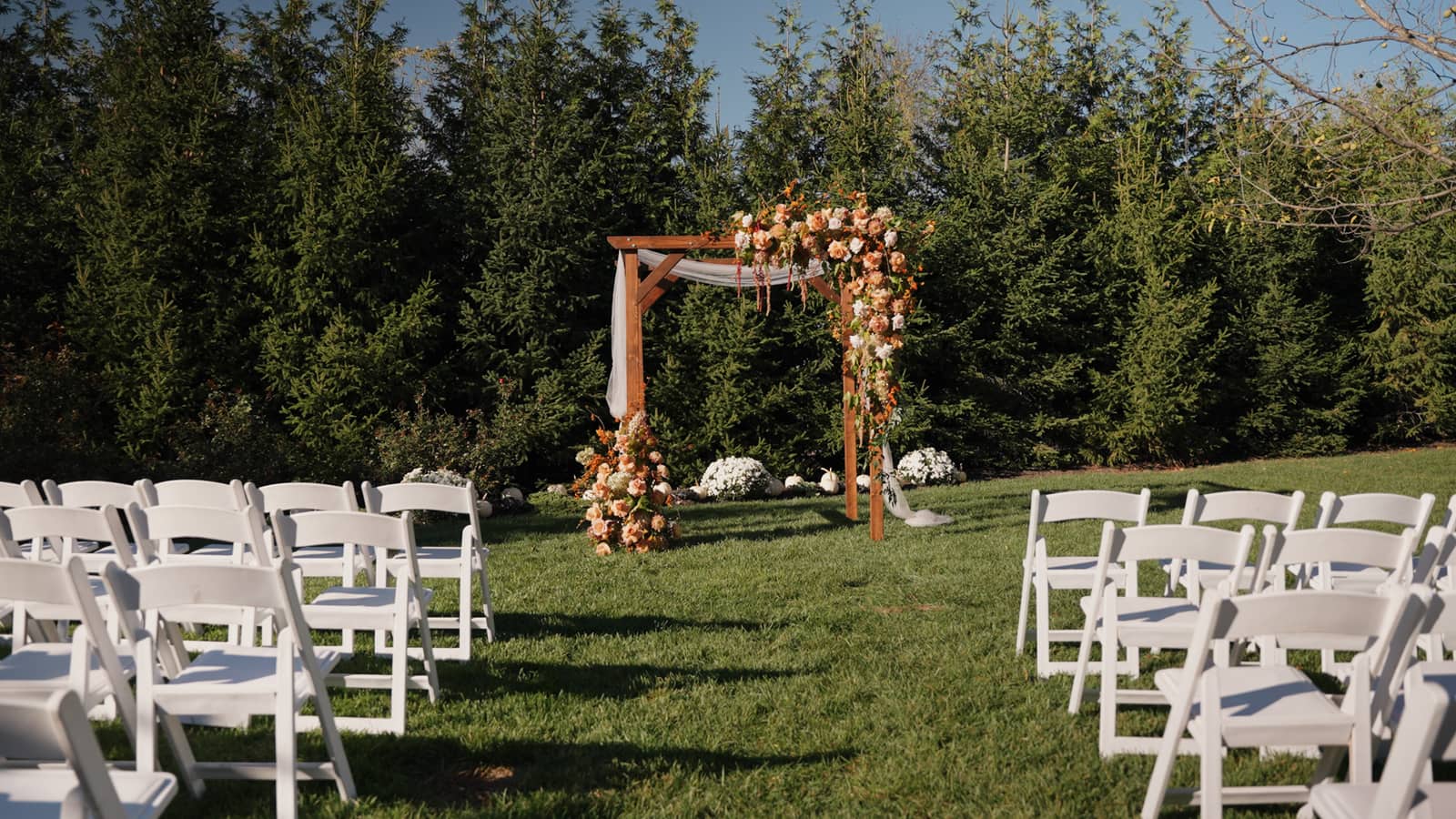 Carly and Jesse exchanging vows at their Ryland Inn wedding ceremony