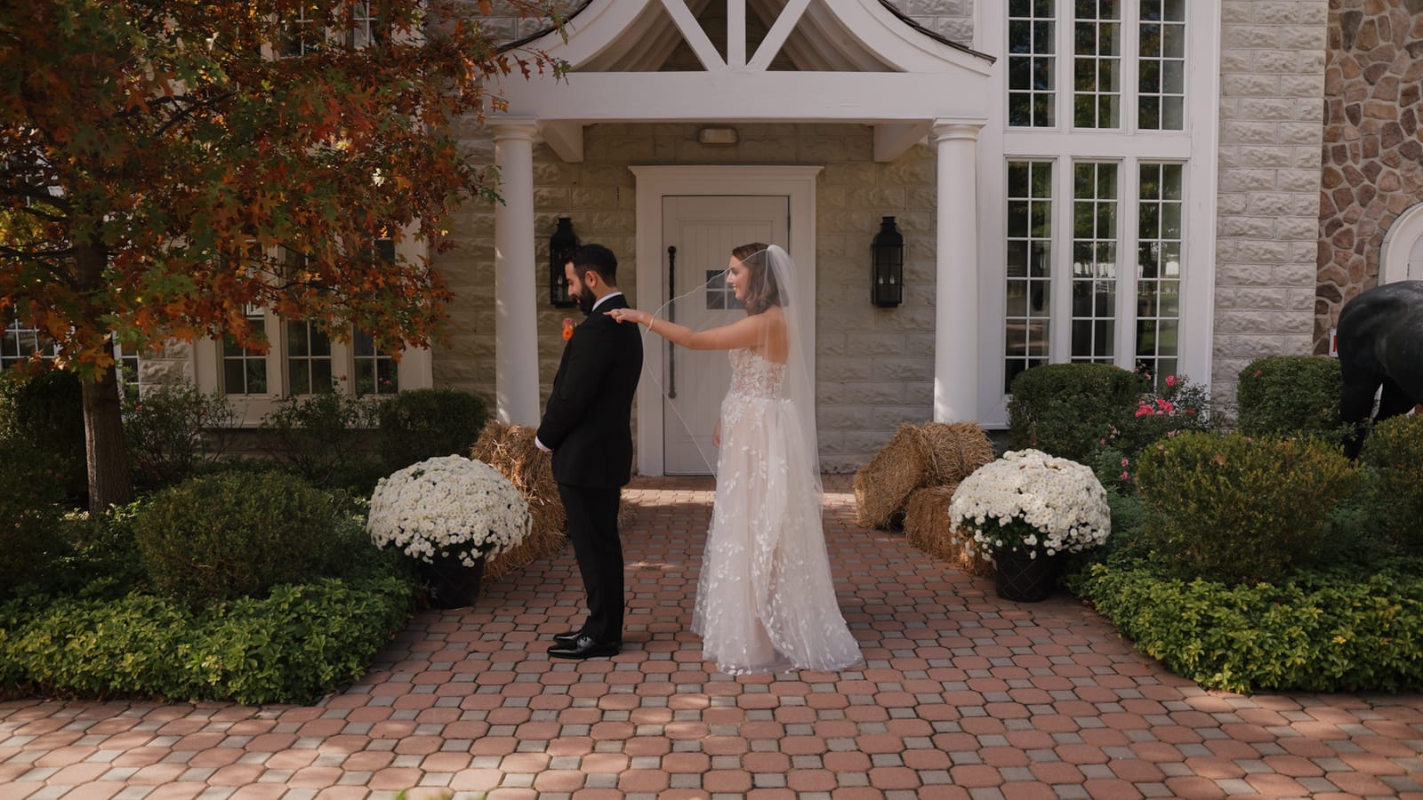 Carly and Jesse's first look at The Ryland Inn